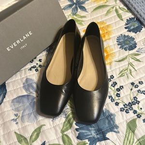 Everlane 90’S Flat